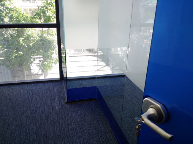 مشخصات اجرایی پارتیشن شیشه لی فریم لس